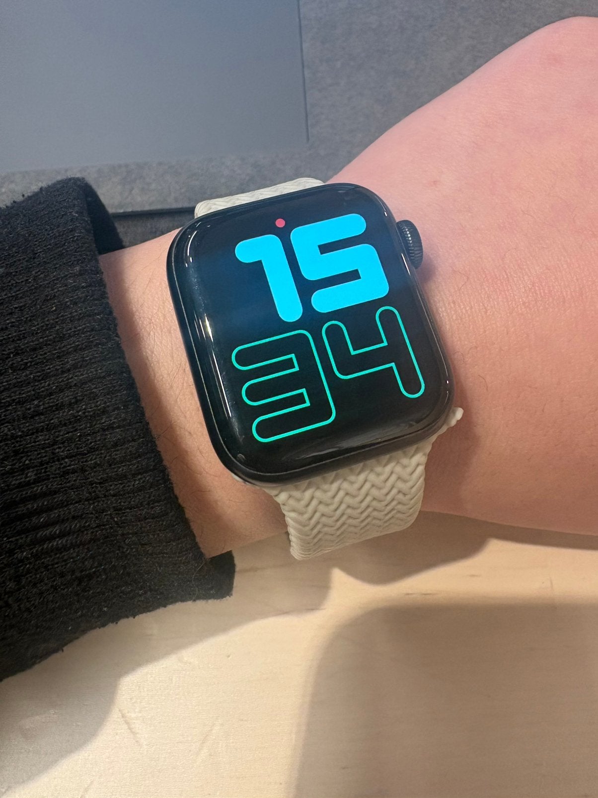 Apple Watch SE 2021, Handtassen en Accessoires, Ophalen of Verzenden