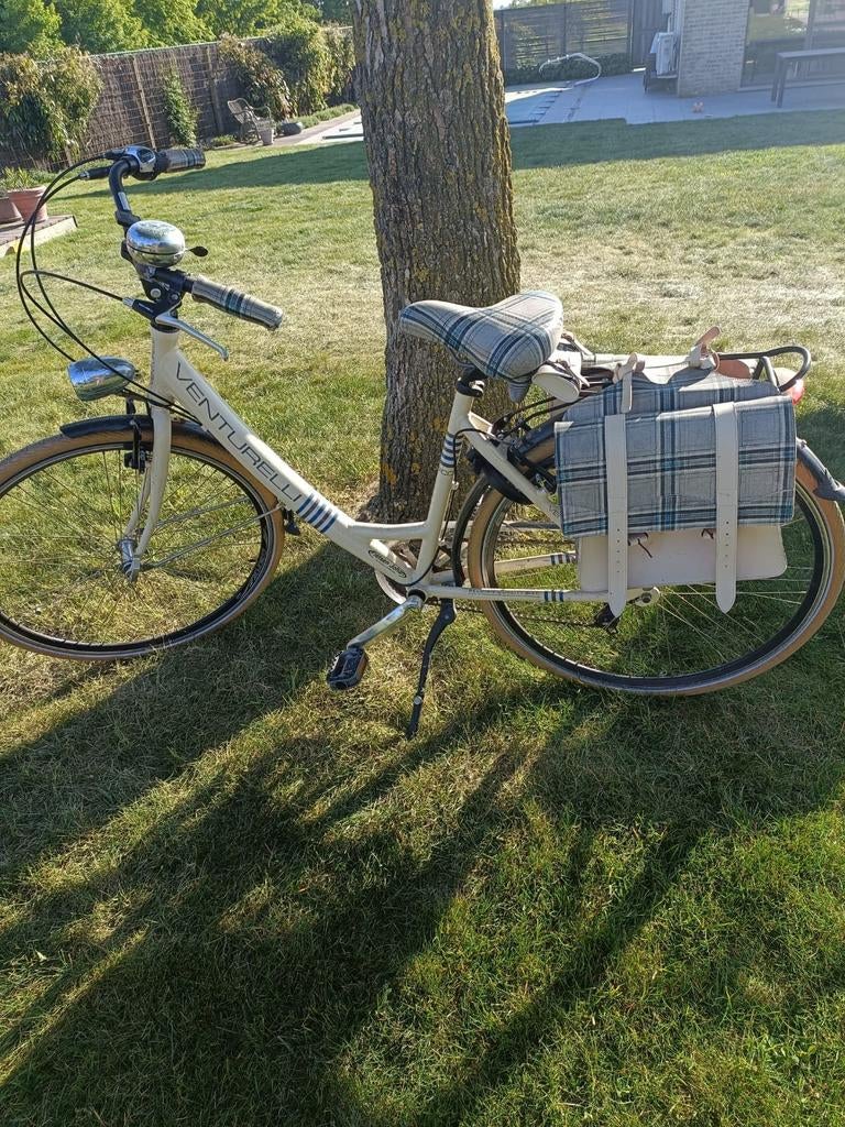 Damesfiets Venturelli, Fietsen en Brommers, Ophalen
