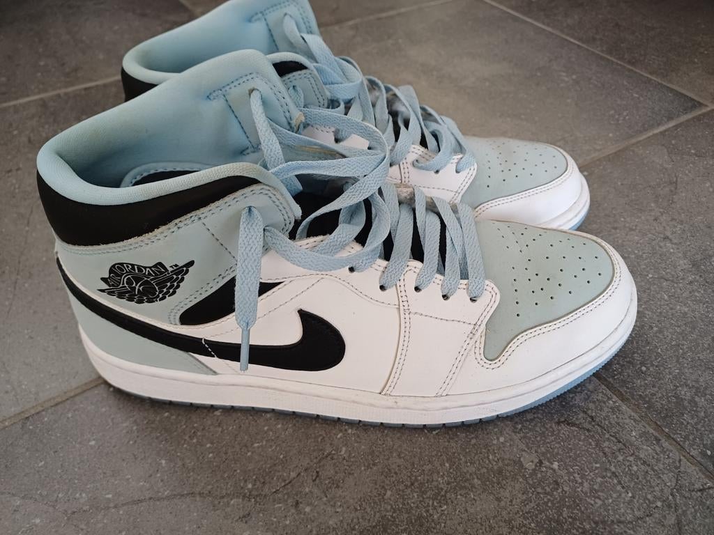 Nike air jordan 44, Ophalen