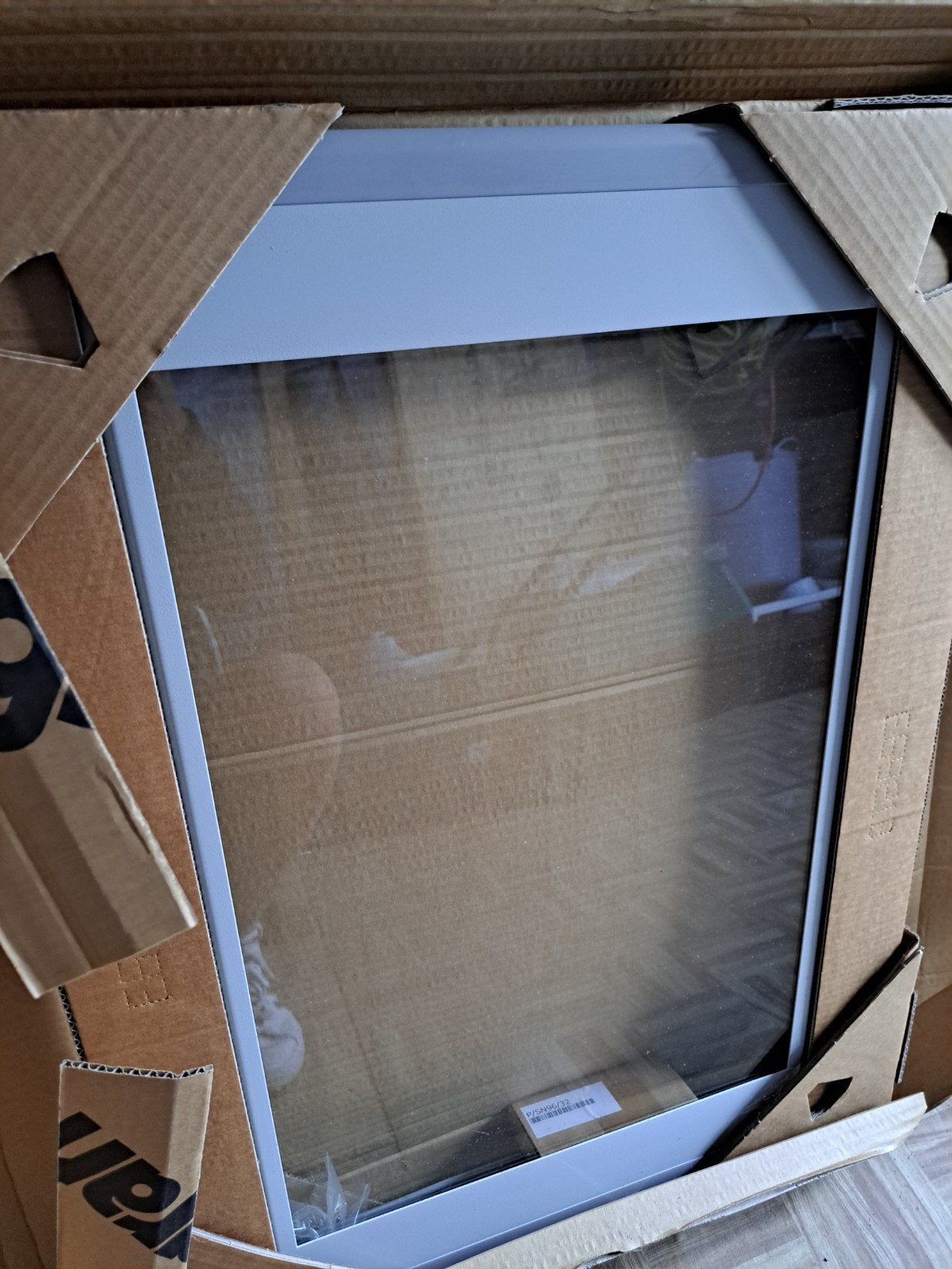 legrand gewelfde glazen deur, Ophalen