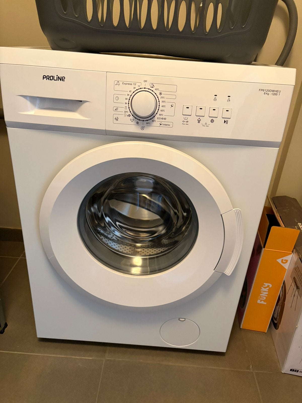 Wasmachine, Elektronische apparatuur, Wasmachines, Ophalen, Zo goed als nieuw, Energieklasse A of zuiniger, 1200 tot 1600 toeren