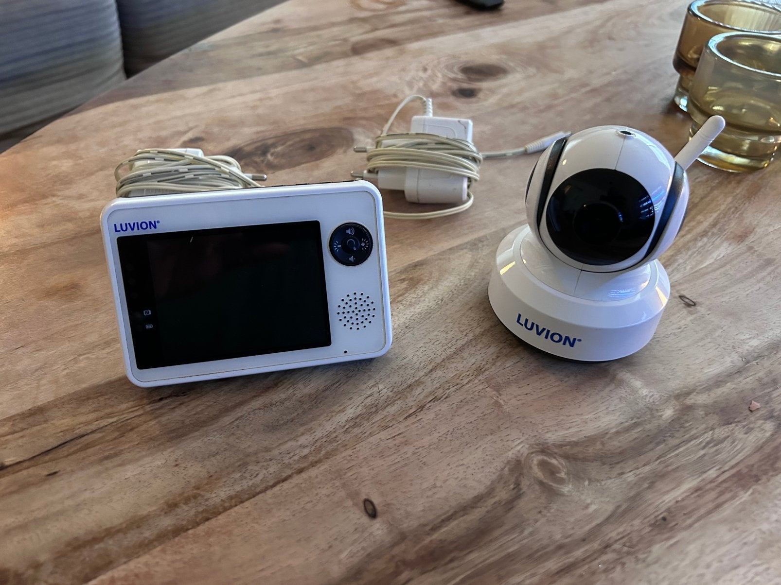 Luvion babyfoon met camera, Ophalen, Zo goed als nieuw, Minder dan 100 meter, Camera