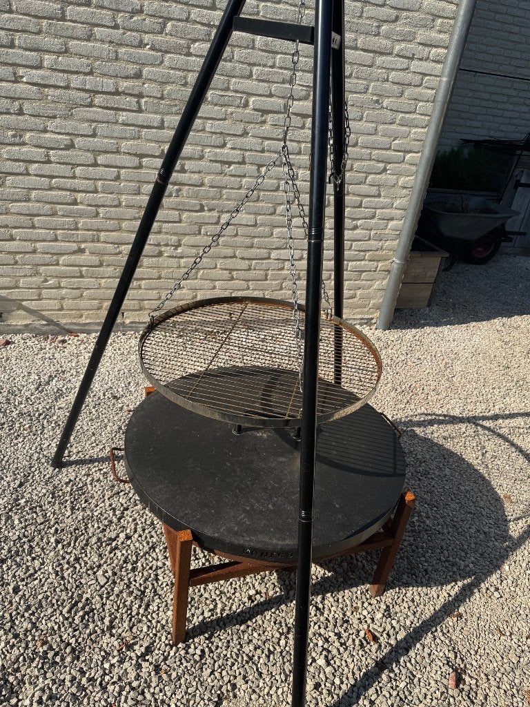 Bonfeu Vuurschaal 80cm + Bonfeu Deksel + Heat Driepoot, Tuin en Terras, Ophalen, Zo goed als nieuw