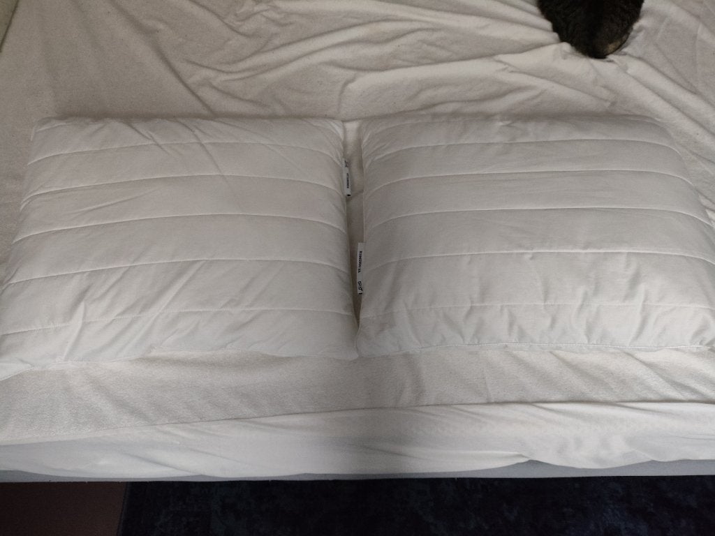 Oreiller ergonomique, Enlèvement, Comme neuf, Blanc, Rectangulaire