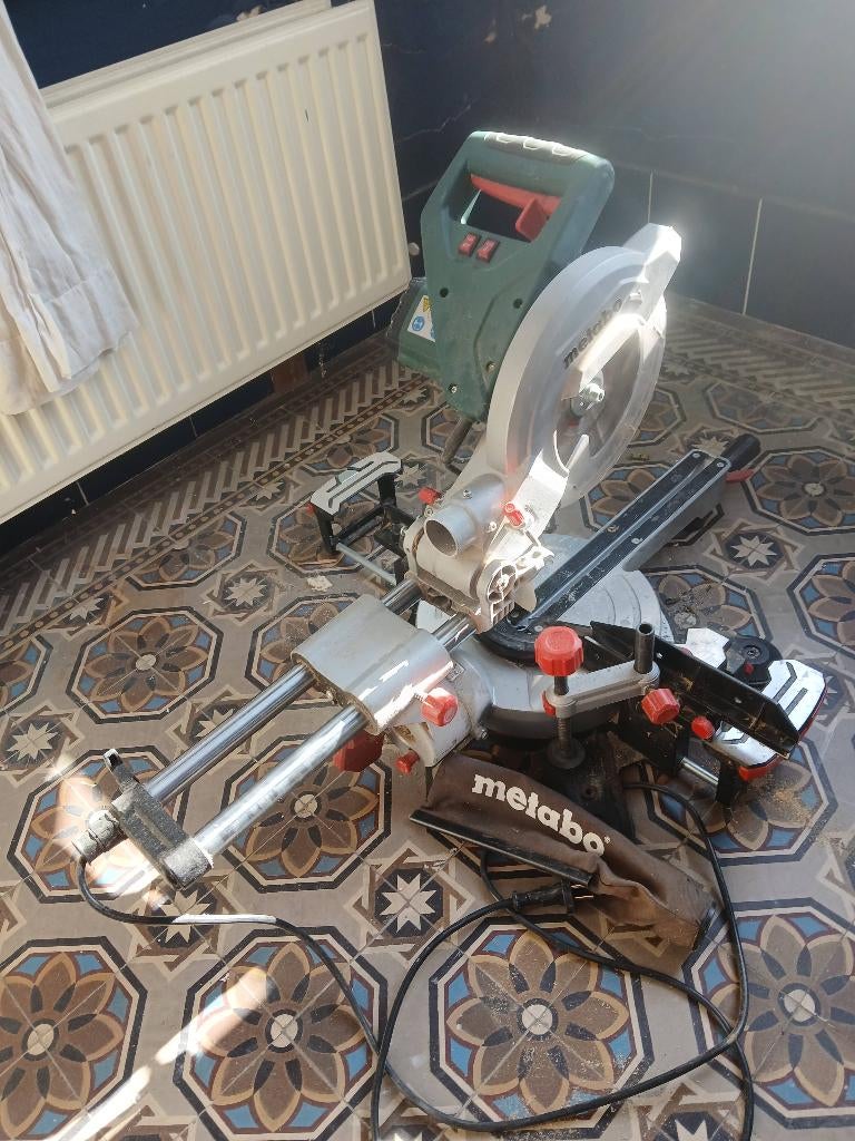 Radiale verstekzaag van Metabo, Ophalen, Gebruikt