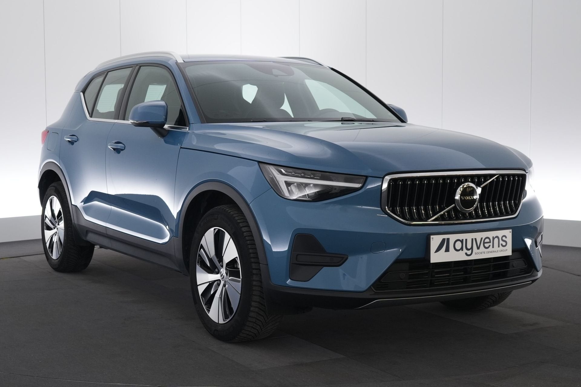 (2DRC407) VOLVO XC40, Auto's, Gebruikt, Blauw, Alcantara, Plug-in hybride