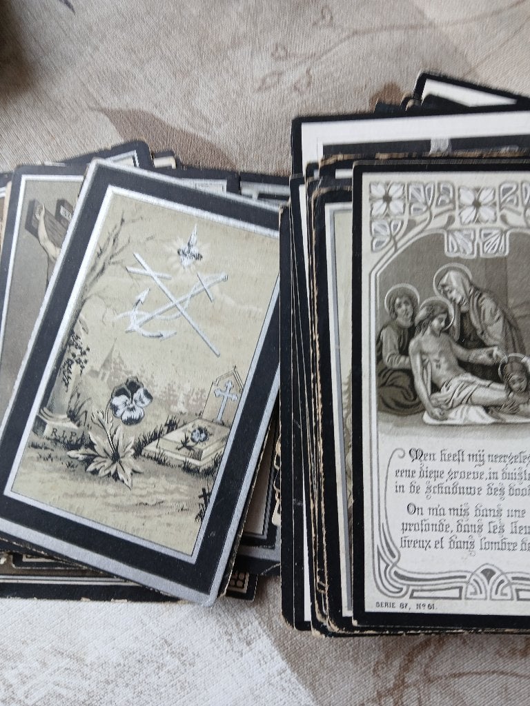 120 zeer oude prentjes voor 1920 overl, Verzamelen, Bidprentjes en Rouwkaarten, Ophalen of Verzenden, Bidprentje