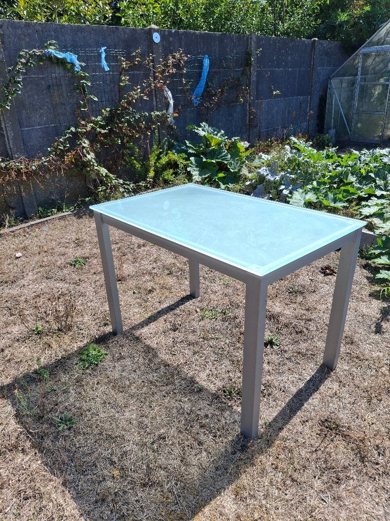 Tafel metaal glazen blad, Huis en Inrichting, Ophalen, Gebruikt, Metaal