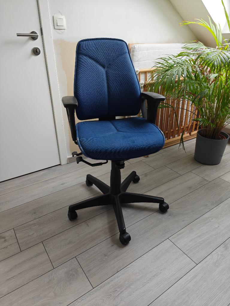Fauteuil de bureau professionnel Kinnarps, Enlèvement, Utilisé, Bleu, Chaise de bureau