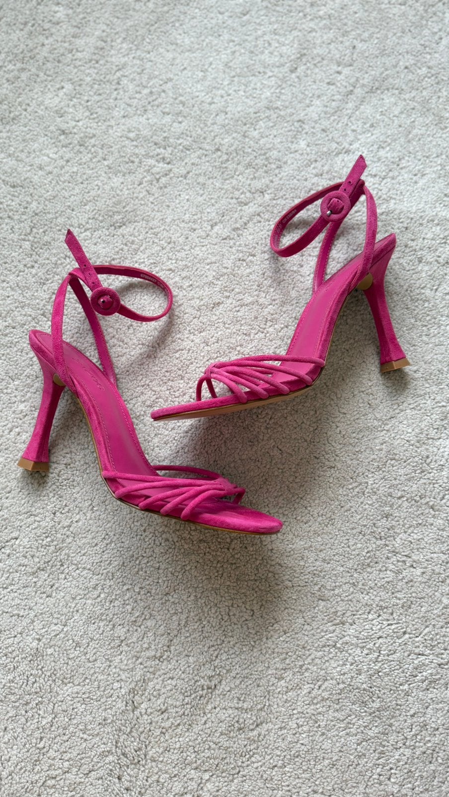 Mango sandalen, maat 37, Vêtements | Femmes, Neuf, Rose, Enlèvement, Sandales et Mûles