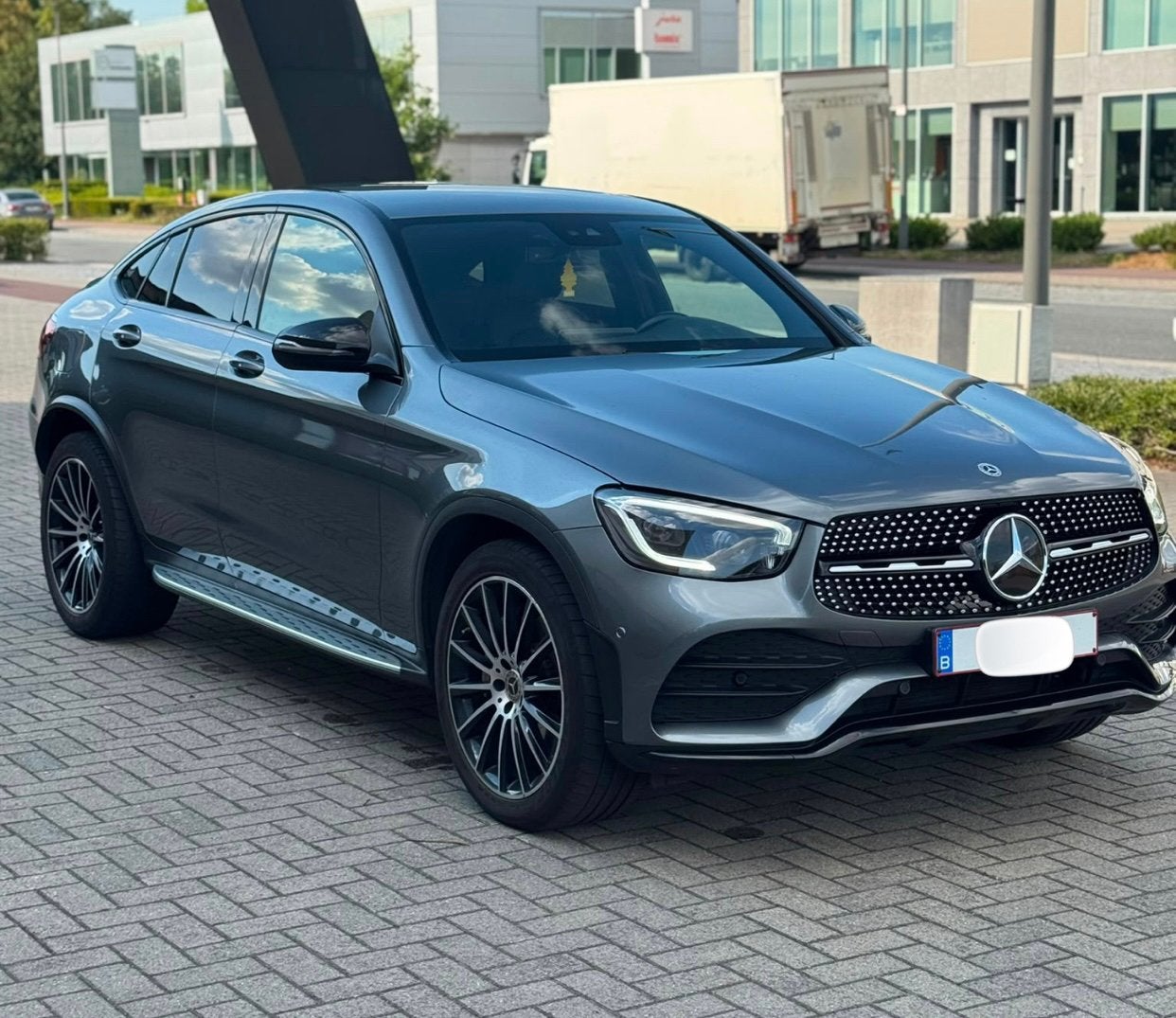 Mercedes GLC200 AMG-Line 4-Matic 2.0D 2021 71dkm, Auto's, Automaat, Dealer onderhouden, 4 cilinders, Particulier