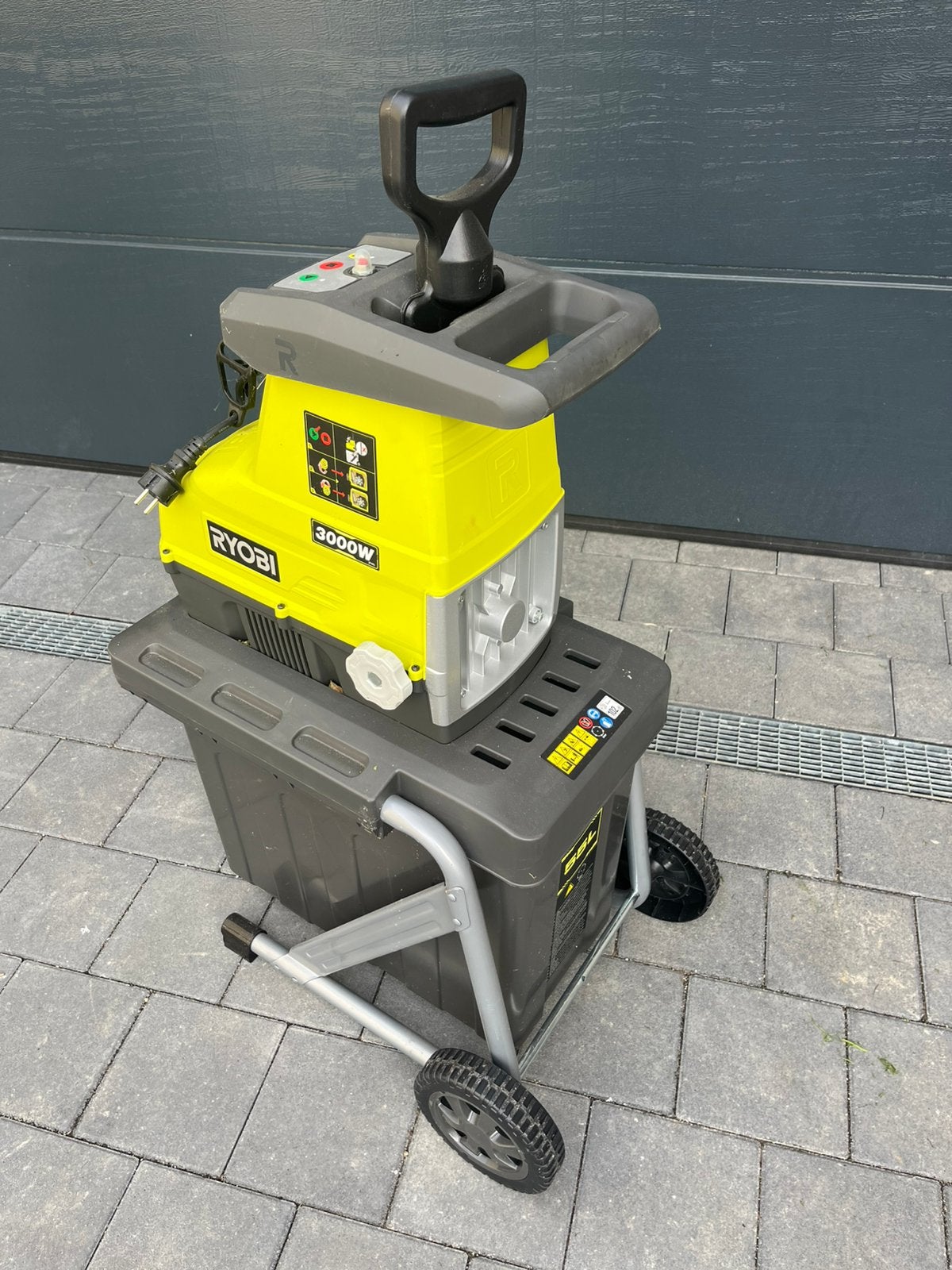 Broyeur de vegetaux Ryobi RSH3045U, Jardin & Terrasse, Enlèvement, Comme neuf