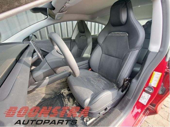 Bekleding Set (compleet) van een Tesla Model 3 (Model 3 17-), Gebruikt, -, Overige automerken, -