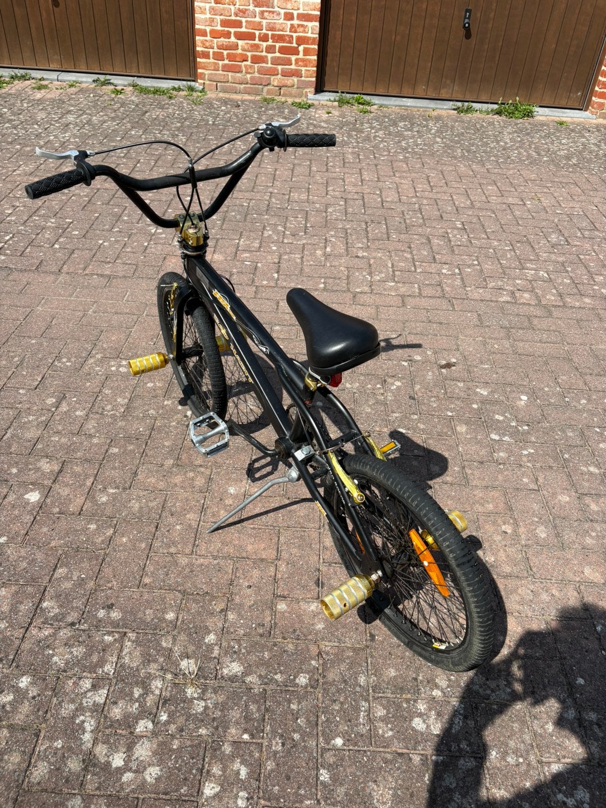 BMX Noir & Or – Bon état – 4 pegs, Vélos & Vélomoteurs, Enlèvement, Utilisé, 16 à 20 pouces, Guidon à 360°
