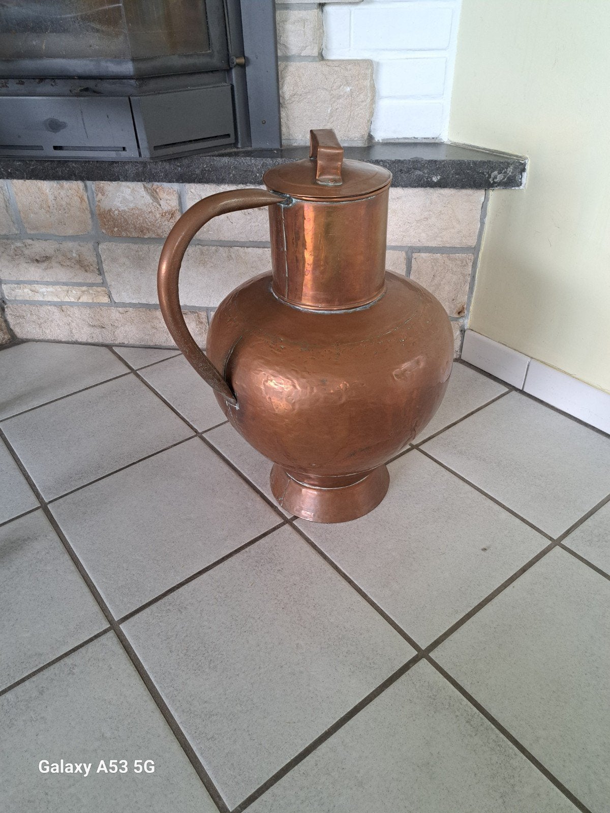 Grand broc à lait ancien en cuivre martelé. Hauteur : 60 cm, Enlèvement, Cuivre