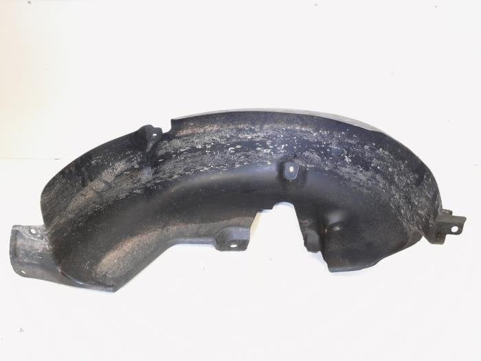 Passage de roue d'un Peugeot 208, -, 3 mois de garantie, Utilisé, -