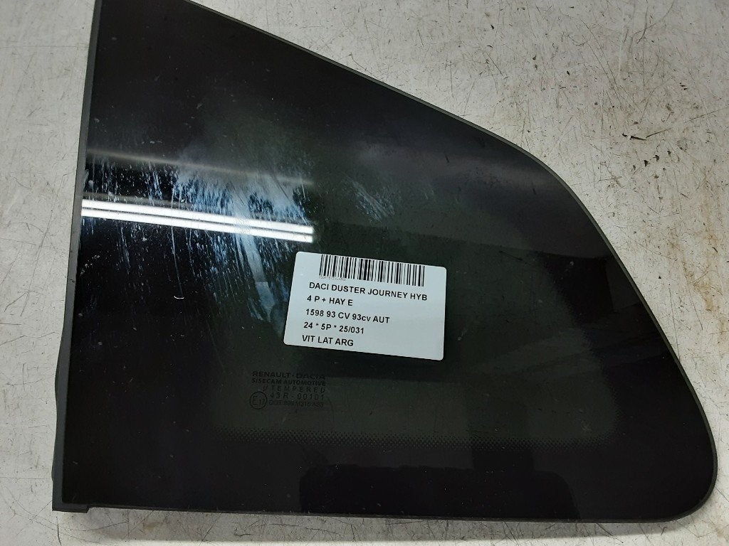 ZIJRUIT LINKS ACHTER Dacia Duster (DJF) (01-2023/-), Auto-onderdelen, Dacia, Gebruikt, Renault Deutschland AG, Peter-Huppertz-Straße 5
51063  Köln, DE