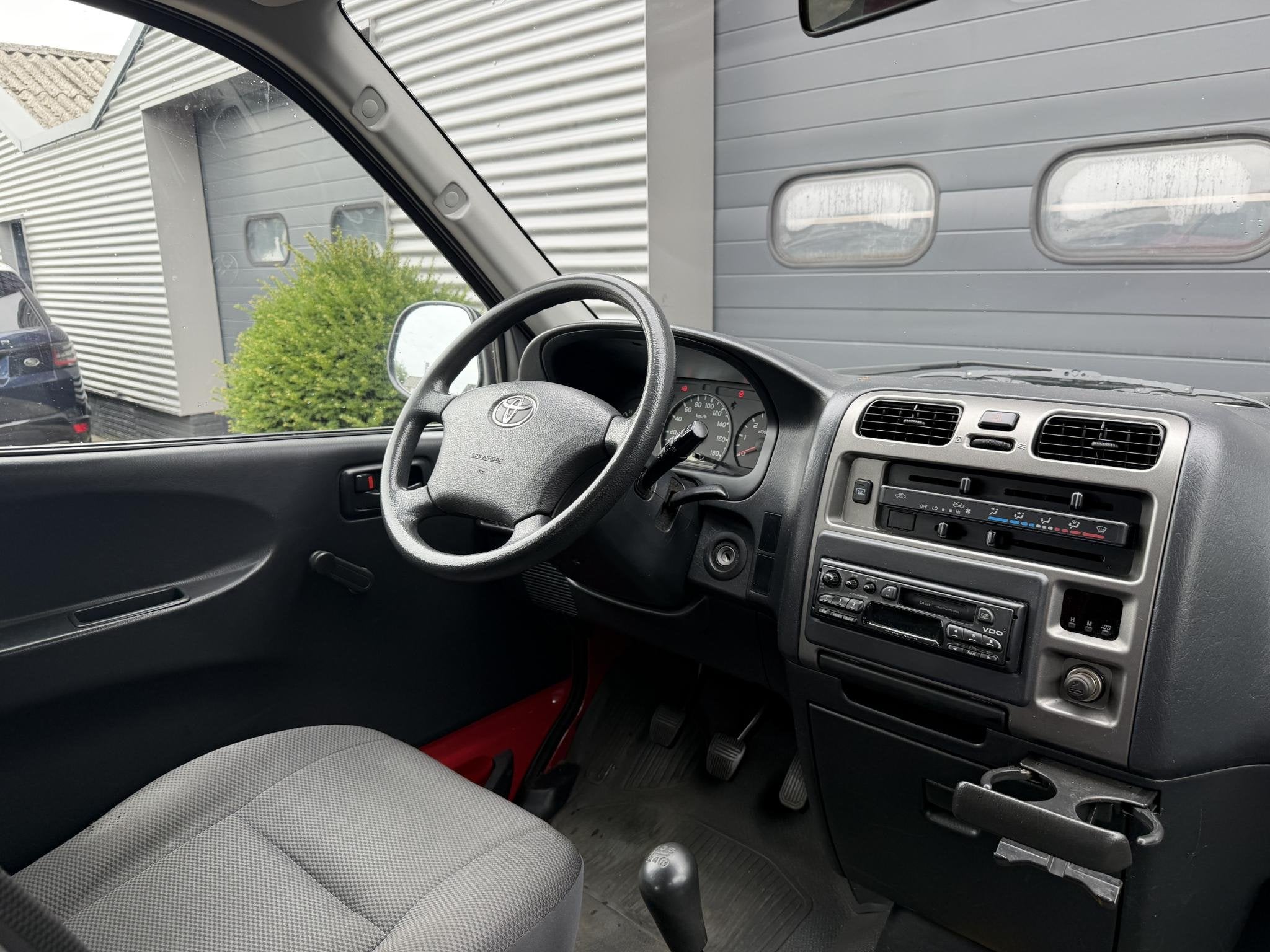Toyota HiAce 2.5 D-4D KWB, Auto's, Gebruikt, Bedrijf, 5 deurs, Toyota