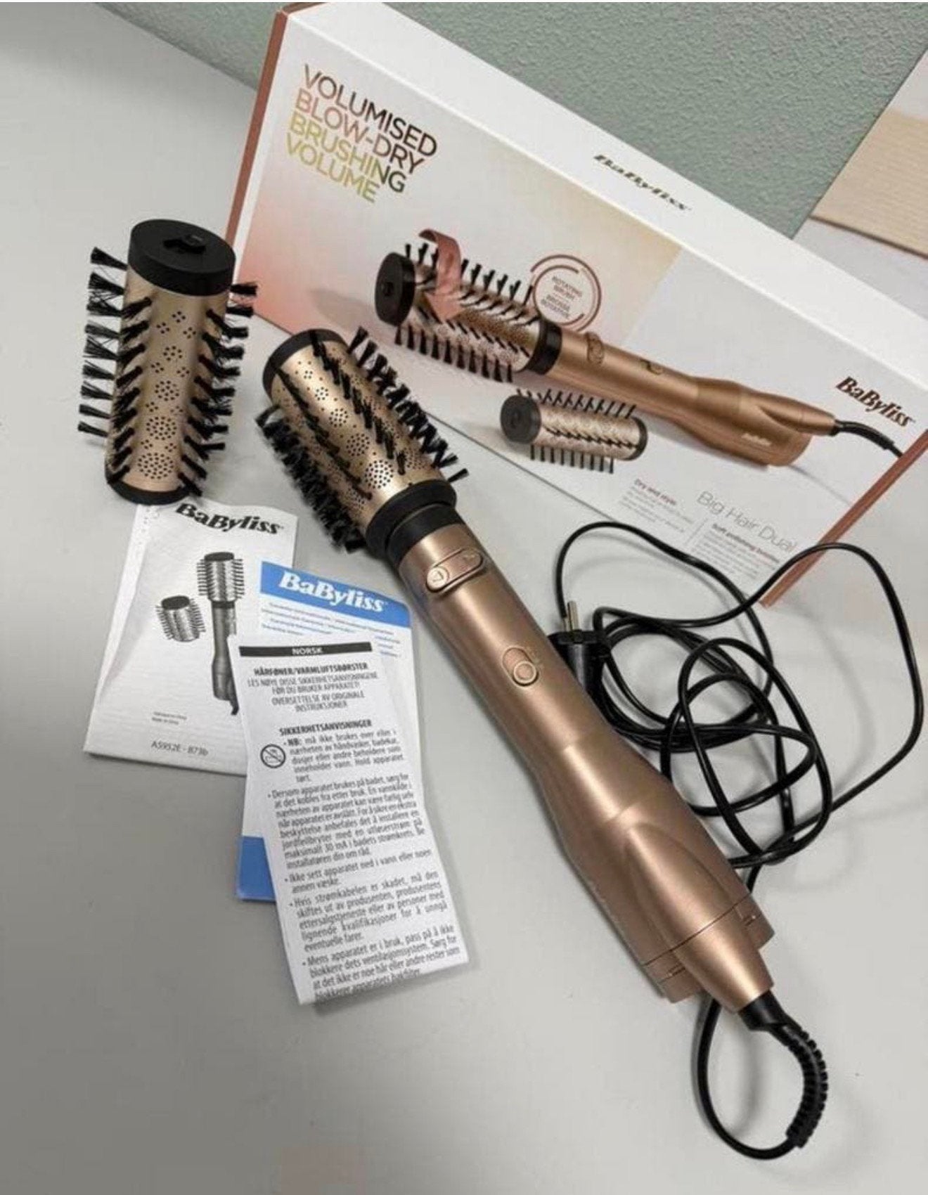 BaByliss volumised Big Hair Dual - de roterende föhnborstel, Handtassen en Accessoires, Uiterlijk | Haarverzorging, Ophalen of Verzenden