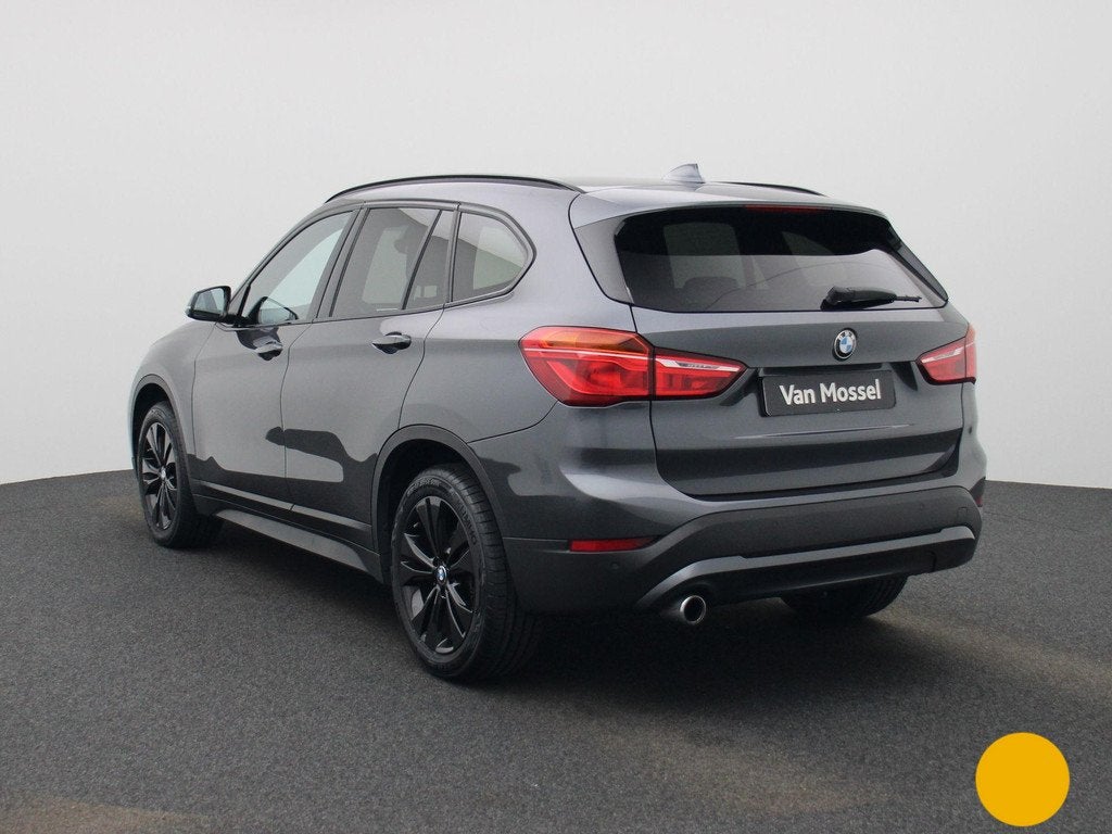 BMW X1 sDrive16d AUTOMAAT | PDC V+A | Elektrische koffer, Autos, BMW, X1, Argent ou Gris, Achat, Entreprise