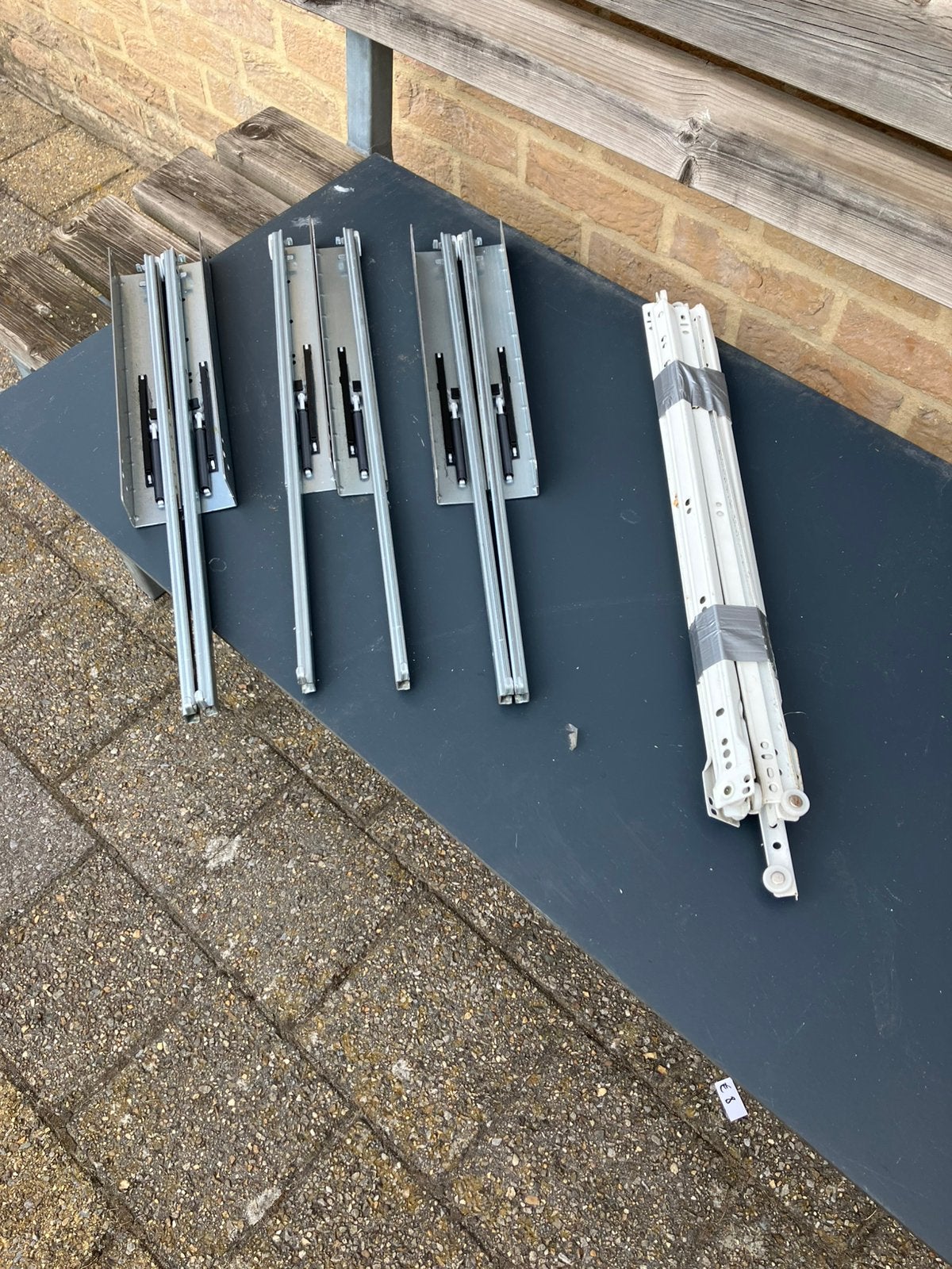 6 schuifgeleiders, Ophalen, Gebruikt