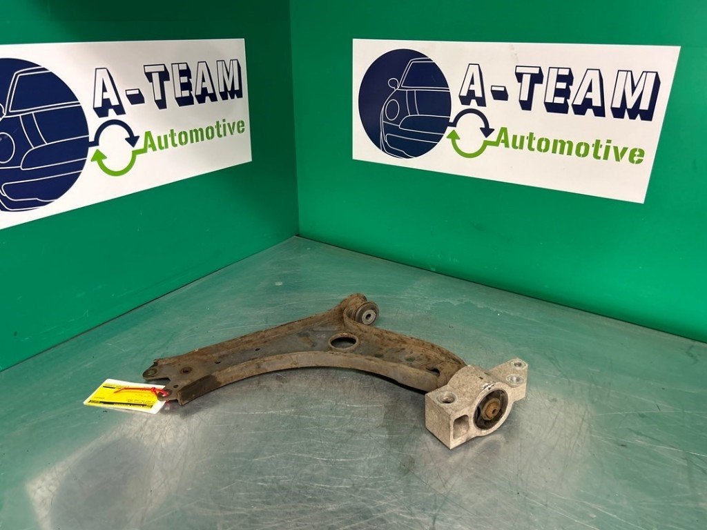 BRAS DE SUSPENSION AVANT DROIT (TRIANGLE) (|1K0407190E|), Volkswagen, Volkswagen AG, Utilisé, Kundenbetreuung@volkswagen.de