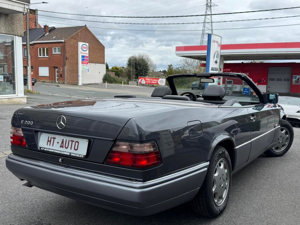 Mercedes-Benz E 200 Cabriolet/Ancetre-Oldtimer - 150.000 km!, Auto's, 100 kW, 4 zetels, Achterwielaandrijving, 4 cilinders