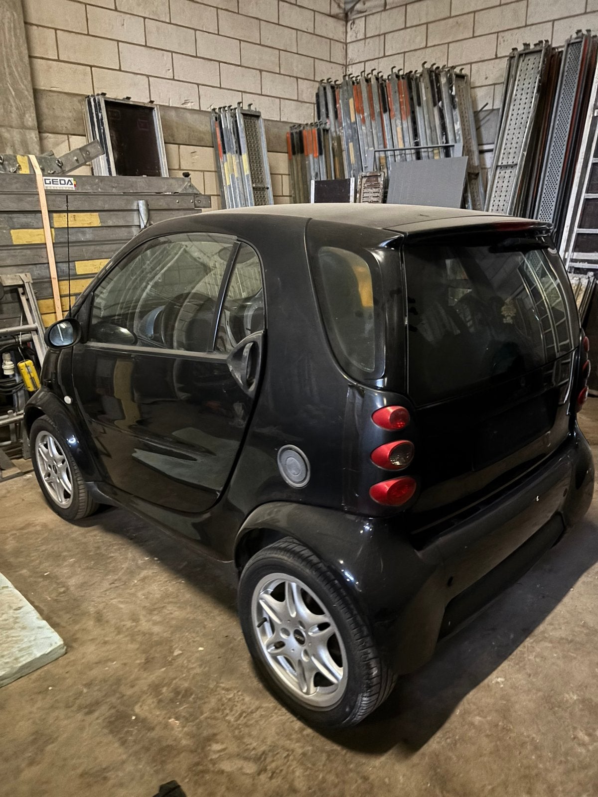 Smart 700 cc 2004 98,670 km automatique Super 95, Autos : Pièces & Accessoires, Enlèvement, Utilisé, Smart