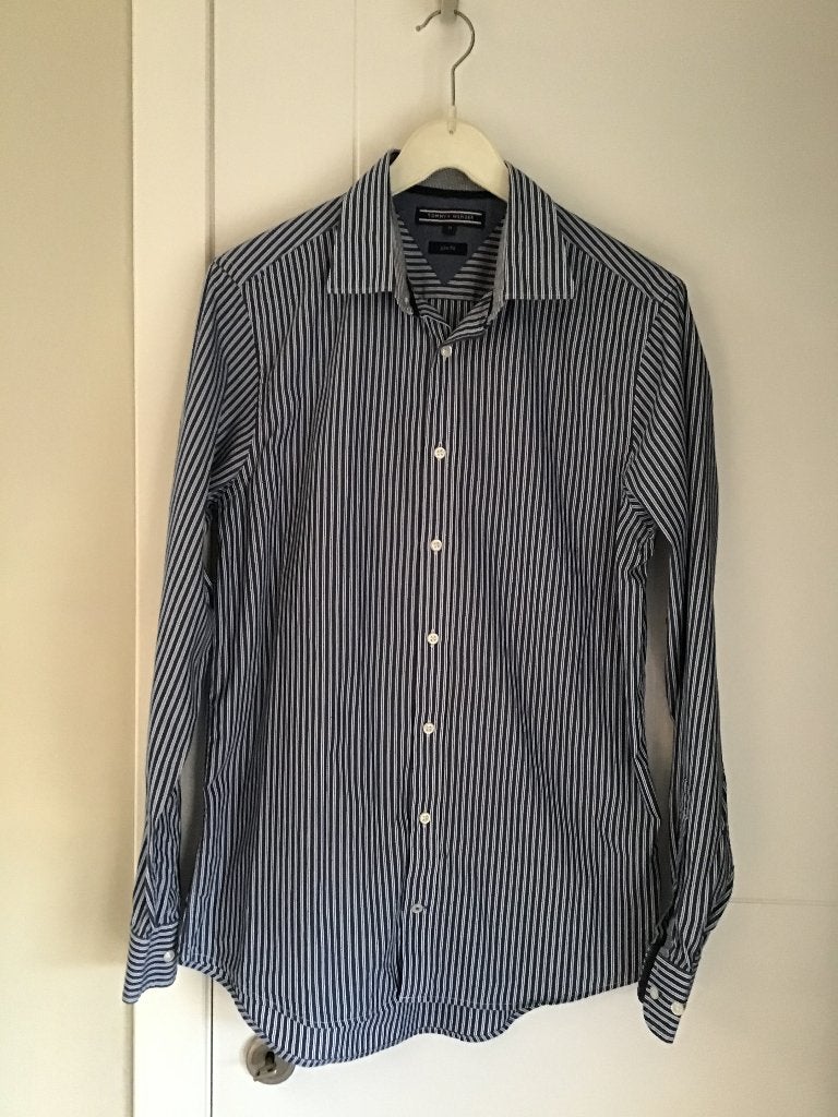Chemise cintrée Tommy Hilfiger M, Vêtements | Hommes, Neuf, Tour de cou 39/40 (M), Enlèvement ou Envoi, Tommy hilfiger