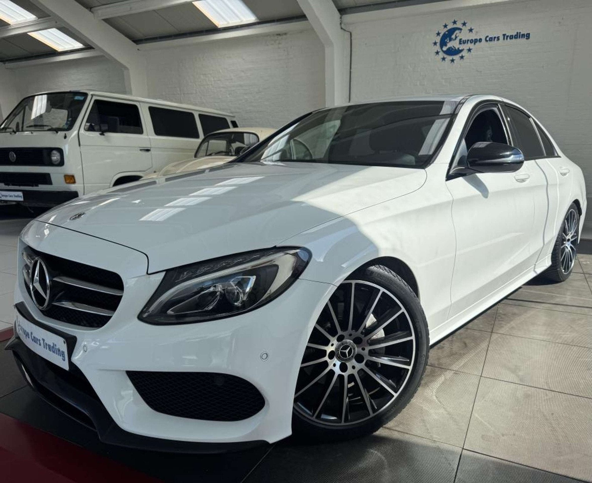 Mercedes-Benz C-Klasse 200 C200 200 PACK AMG CUIR GAR 12M, Auto's, 182 pk, Gebruikt, Zwart, Wit