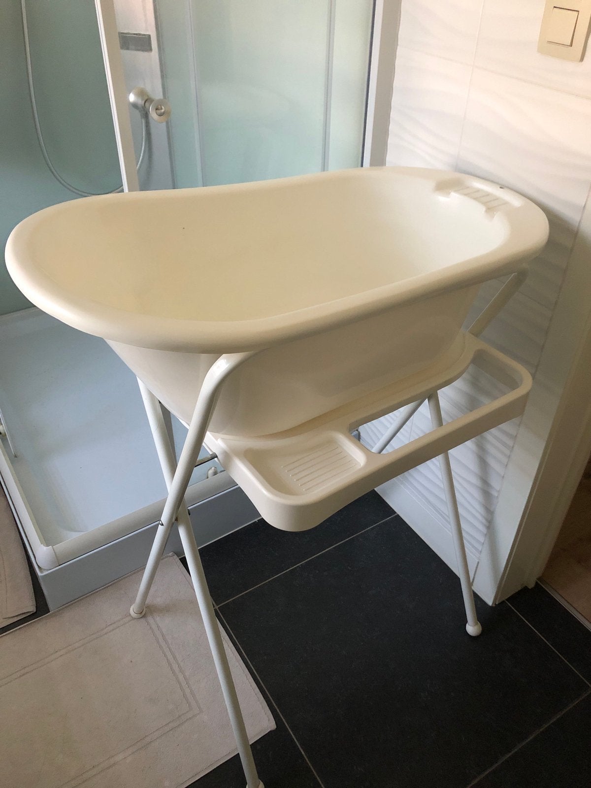 Babybad met staander, Kinderen en Baby's, Badjes en Verzorging, Ophalen, Zo goed als nieuw