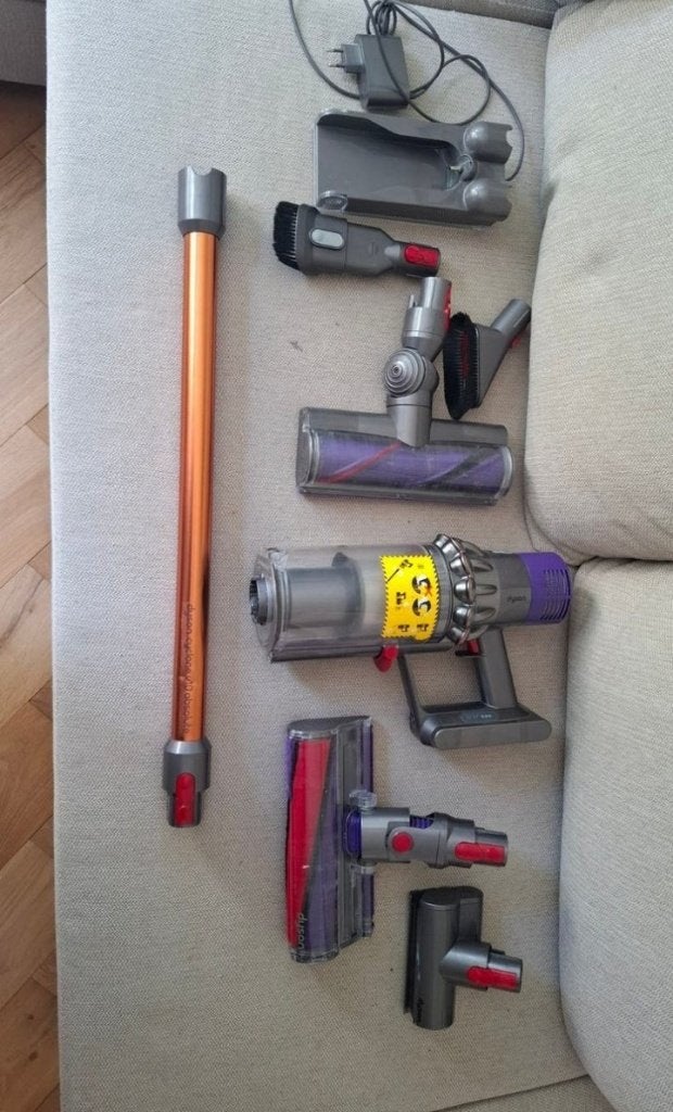 Aspirateur Dyson V10, Electroménager, Réservoir, Comme neuf, Enlèvement, Dyson