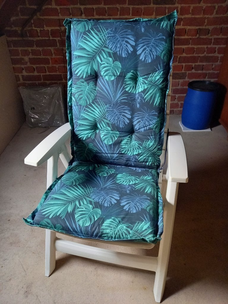 Mooie tuinzetel met een Nieuw kussen en 2 Nwe tabouretten, Jardin & Terrasse, Chaises de jardin, Enlèvement, Pliant