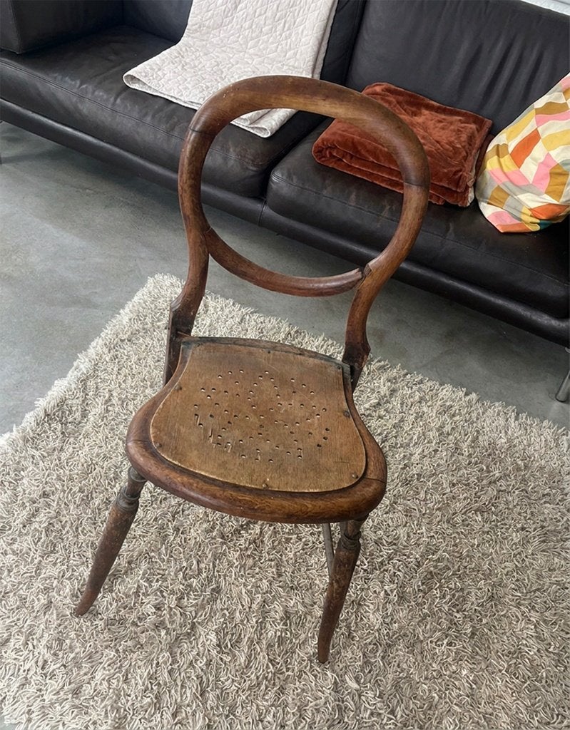 Antieke gebogen-houten stoel in Thonet-stijl, Ophalen, Gebruikt, Bruin, Thonet-stijl