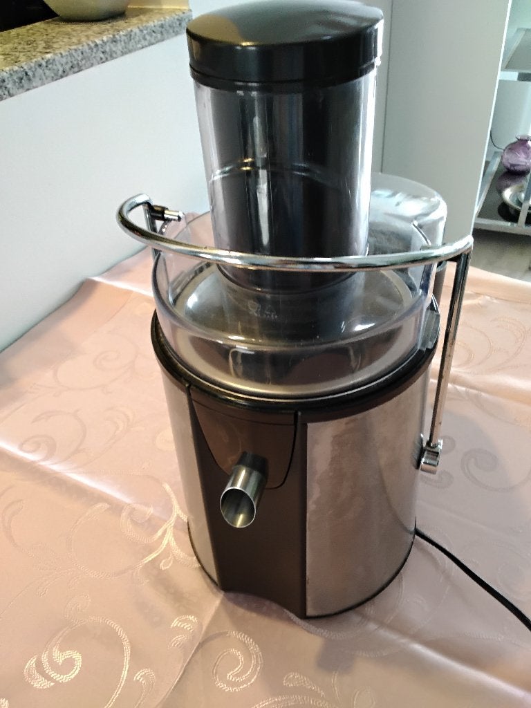 Sapcentrifuge (voor persen vers fruit en groenten)., Elektronische apparatuur, Juicers, Ophalen, Zo goed als nieuw, Elektrisch