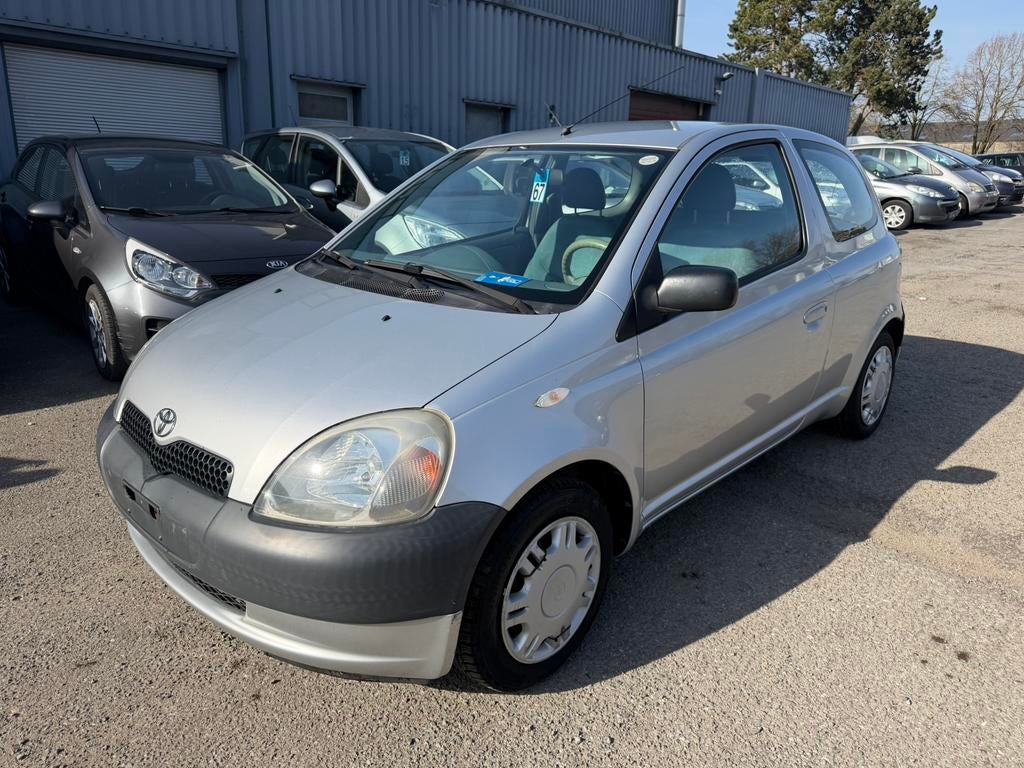 Toyota Yaris 1,0essence 2001 167000km controle ok garantie, Autos, Achat, 998 cm³, Entreprise, Boîte manuelle