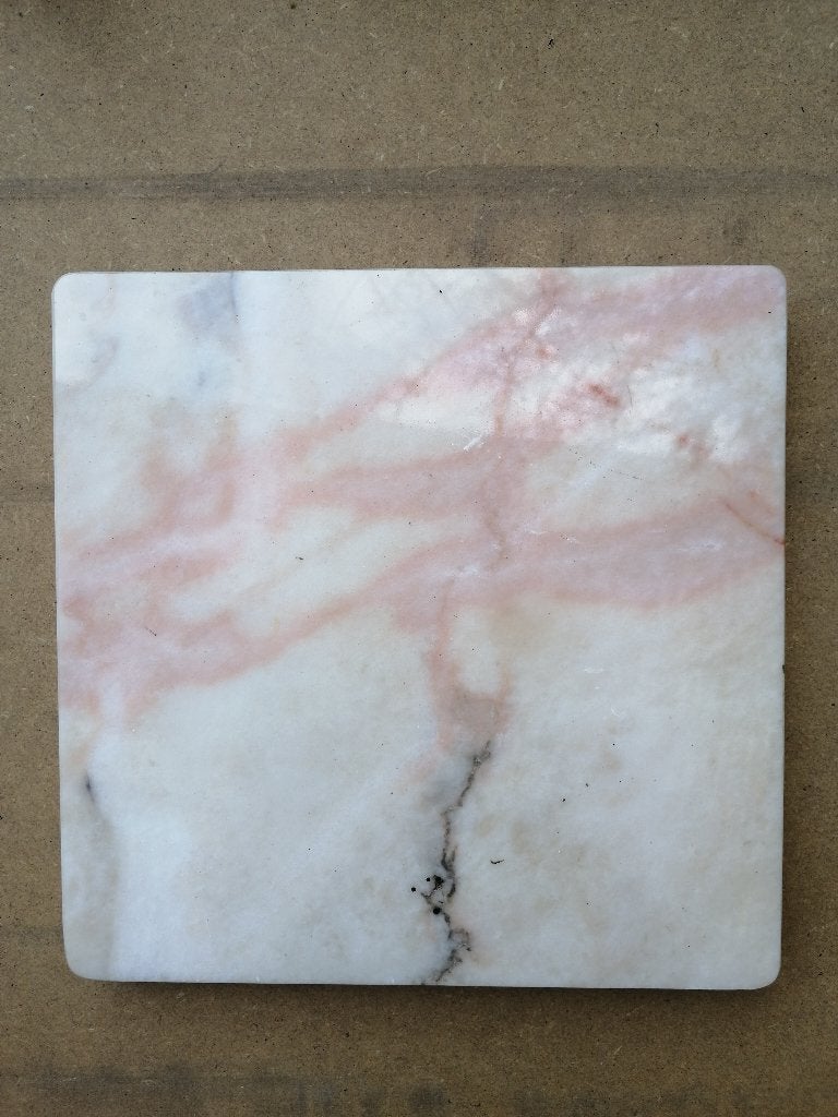 Plaque de marbre rose 27 x 27 cm, Antiquités & Art, Enlèvement ou Envoi