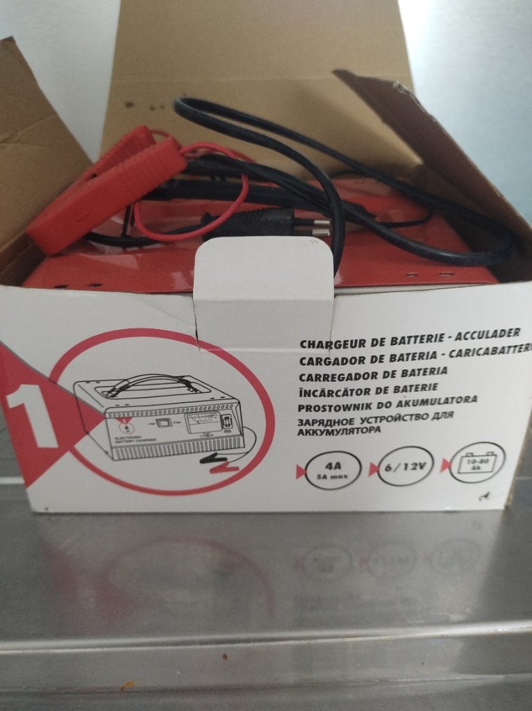 Chargeur de batterie, Enlèvement ou Envoi, Utilisé