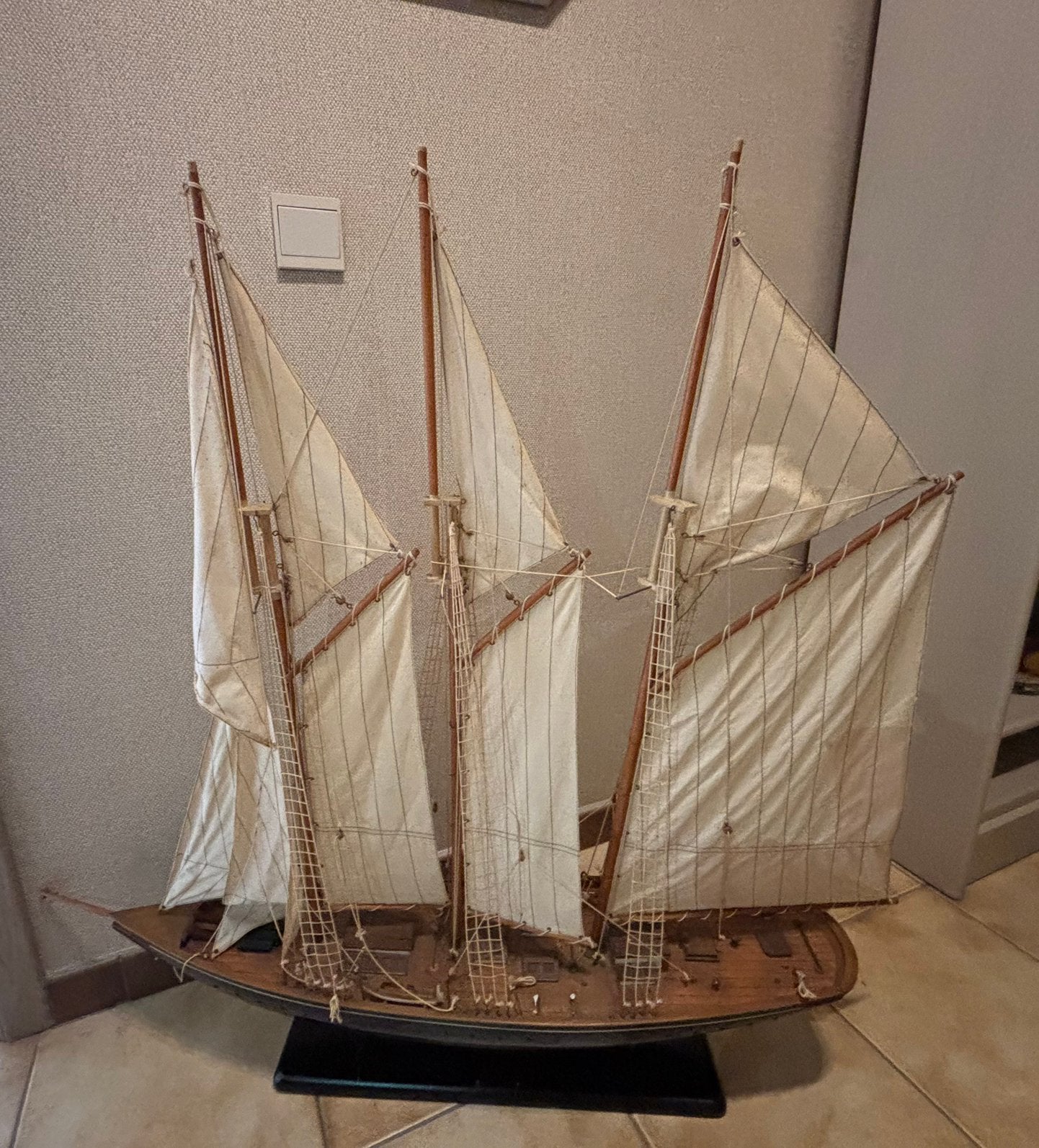 Scheepsmodel marco polo, Ophalen, Zo goed als nieuw