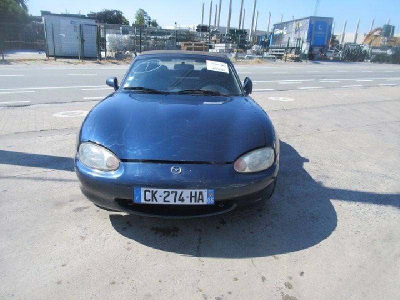MAZDA MX-5  BENZINE 04-00, Auto's, Mazda, Blauw, Bedrijf, https://public.car-pass.be/vhr/ed0d1be8-0e6d-49c8-9440-10dc12063afd