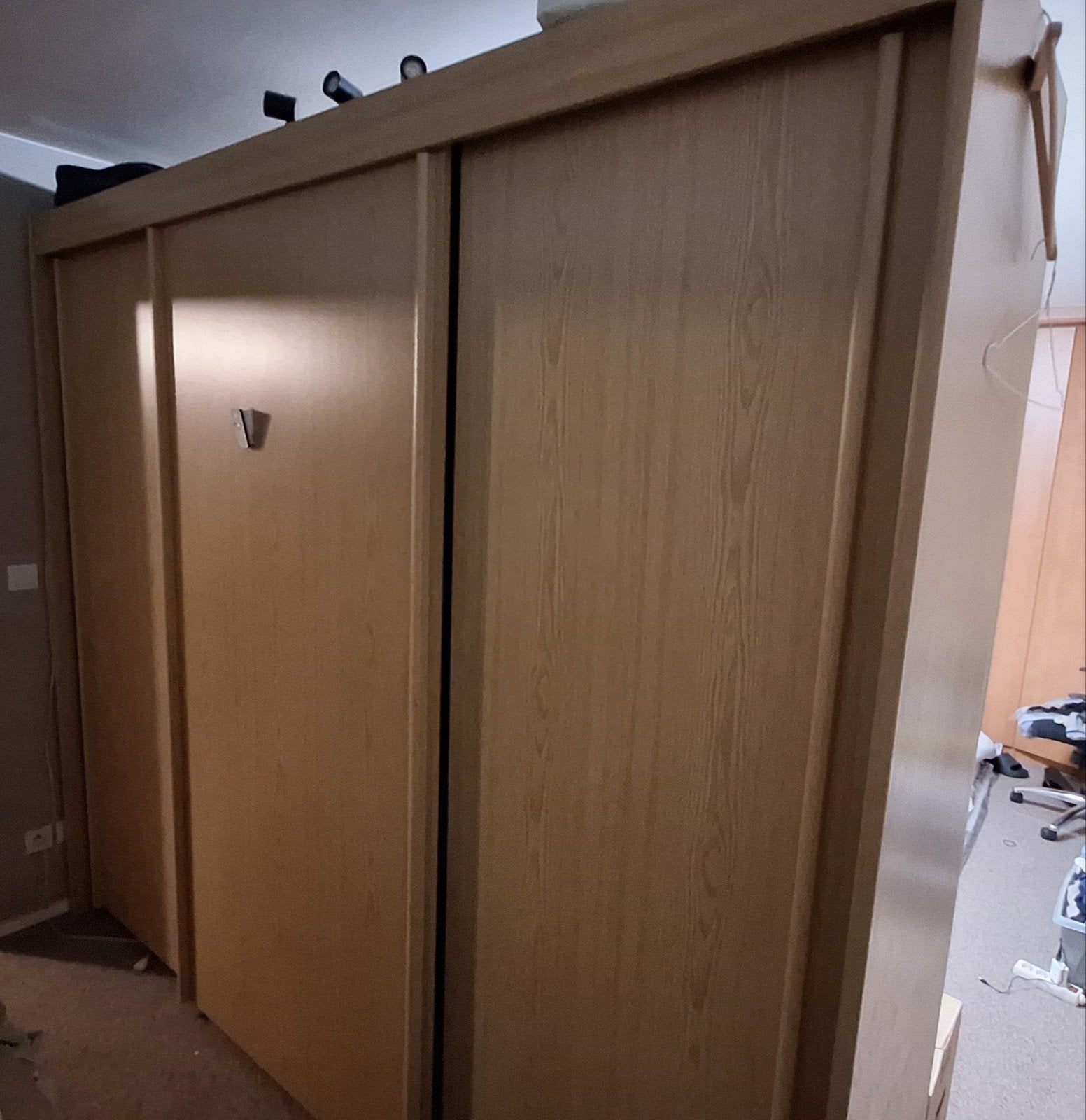 armoire, Enlèvement, Utilisé