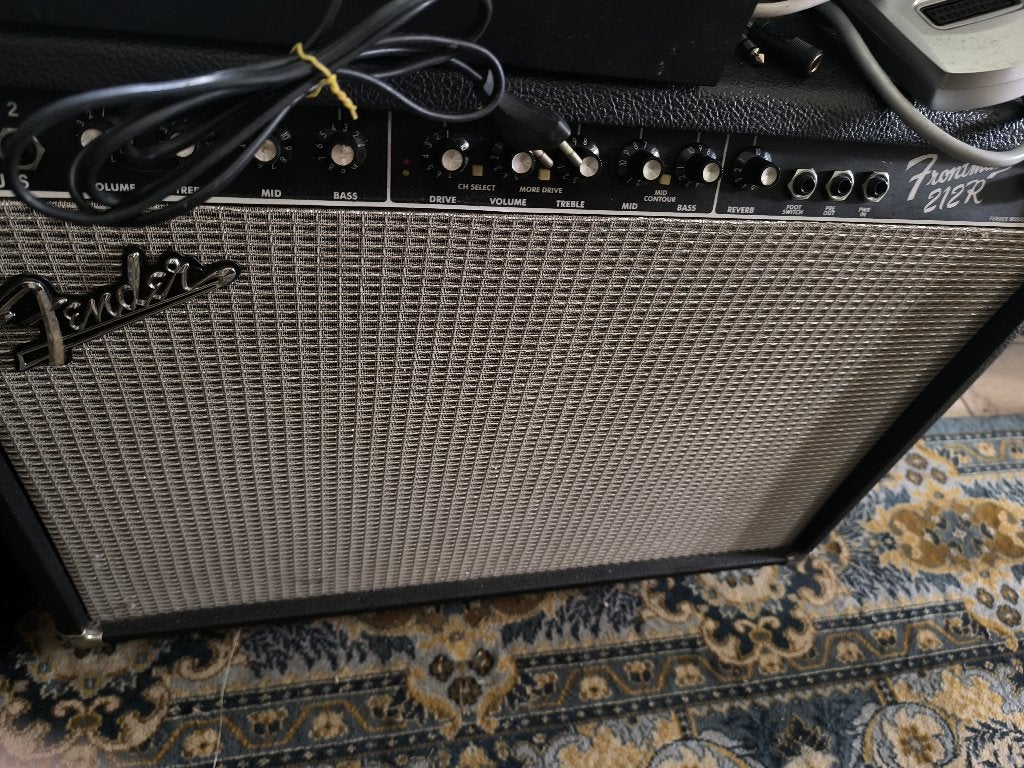 Fender Frontman 212R 100-Watt ''2x12'' + footswitch fender, Muziek en Instrumenten, Ophalen, Zo goed als nieuw, 100 watt of meer
