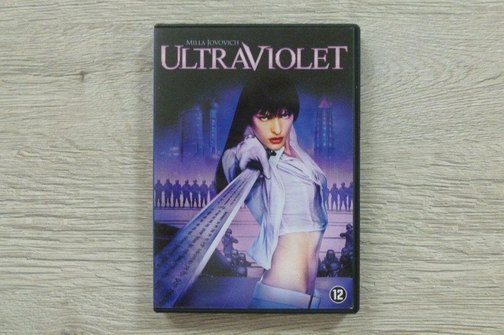 DVD Ultraviolet, Ophalen of Verzenden, Zo goed als nieuw, Actie