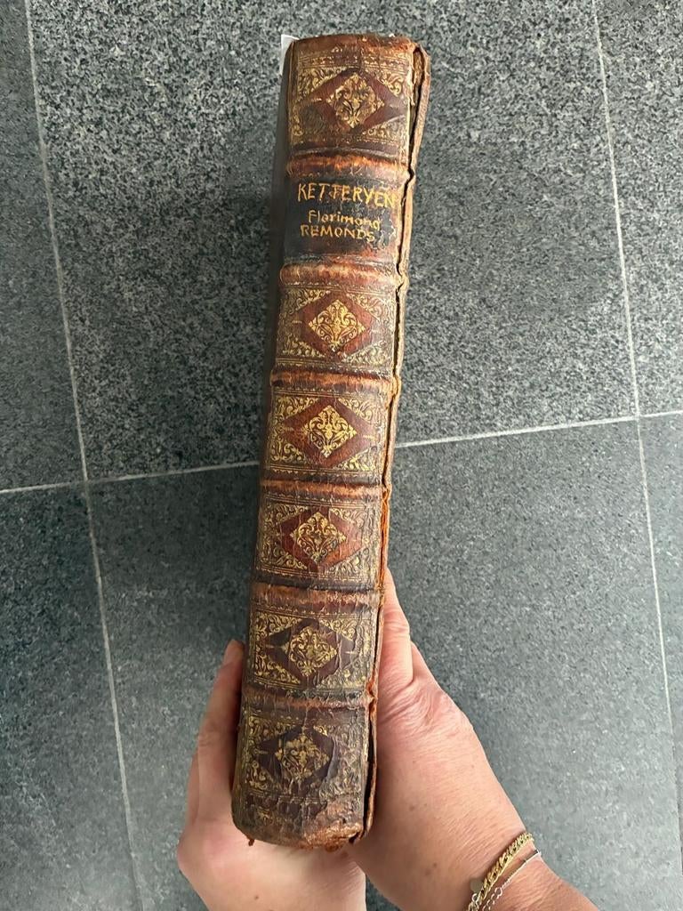 Montée, progrès et déclin des hérétiques du siècle »., Musique & Instruments, Enlèvement ou Envoi