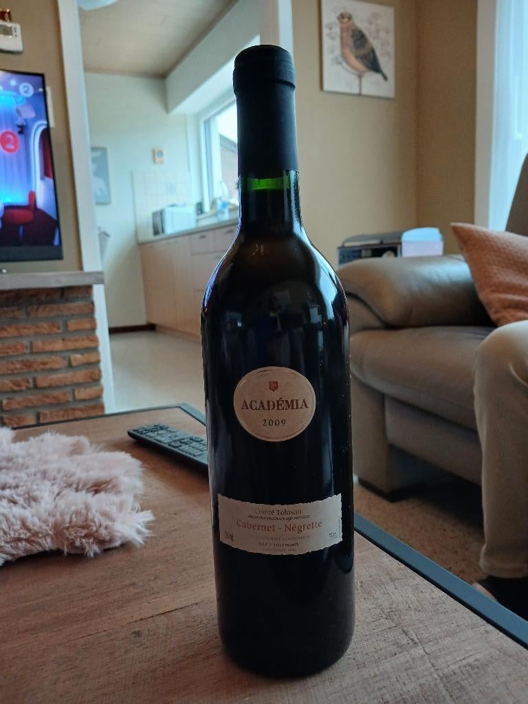 rode wijn, Neuf, Pleine, Enlèvement, Vin rouge