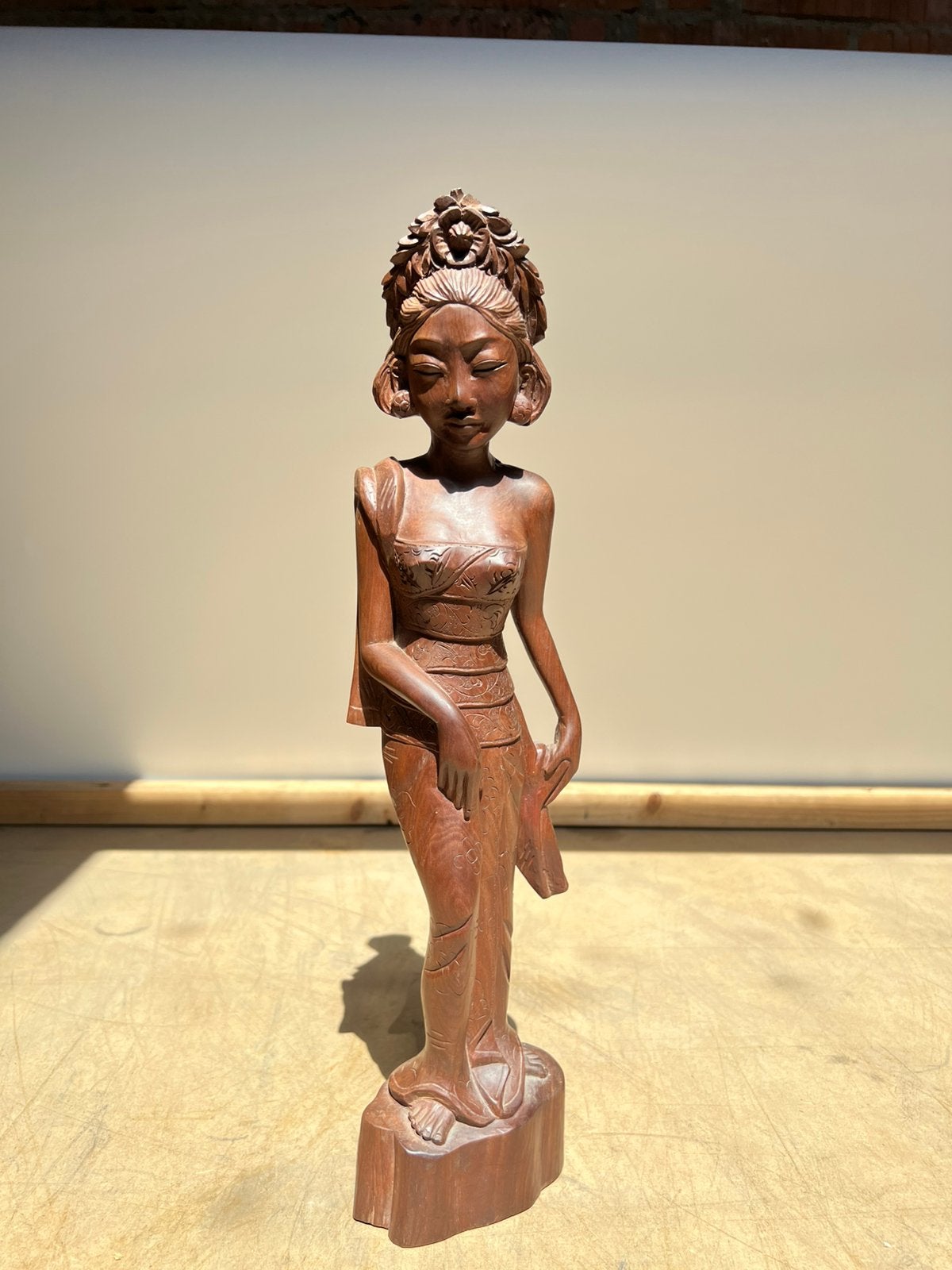 Prachtig Balinees Houtsnijwerk - Danseres (53 cm) - Art Deco, Antiek en Kunst, Kunst | Beelden en Houtsnijwerken, Houtsnijwerk