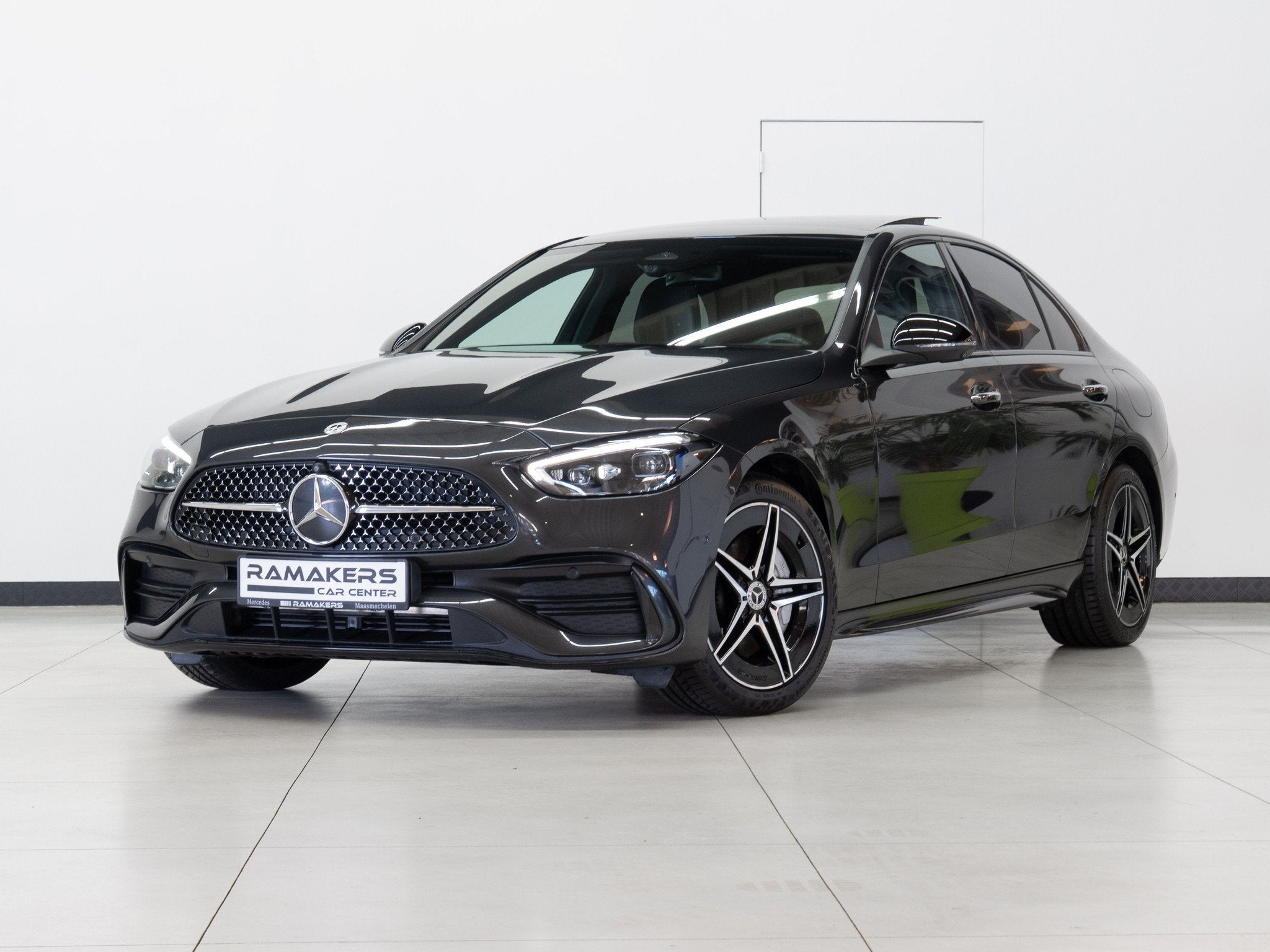 Mercedes-Benz C-Klasse 300 e AMG Night PANORAMA Head-Up Memo, Autos, Argent ou Gris, Achat, 4 portes, Carnet d'entretien