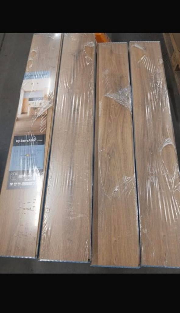 Parquet stratifié marque berryalloc neuf 105,6 m2 /48 packs, Enlèvement, Neuf, Parquet