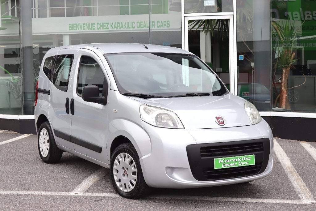FIAT QUBO 1.4i 5PLACE AIRCO CONTROLE TECHNIQUE+ENTRETIEN OK, Autos, Entreprise, Boîte manuelle, Entretenue par le concessionnaire