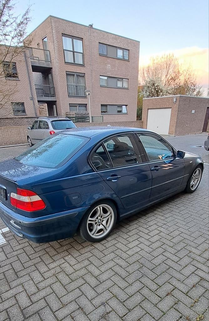 ☆ BMW E46 325I met origineel M-Pakket & LPG ☆, Auto's, 4 deurs, Achterwielaandrijving, Zwart, 2494 cc